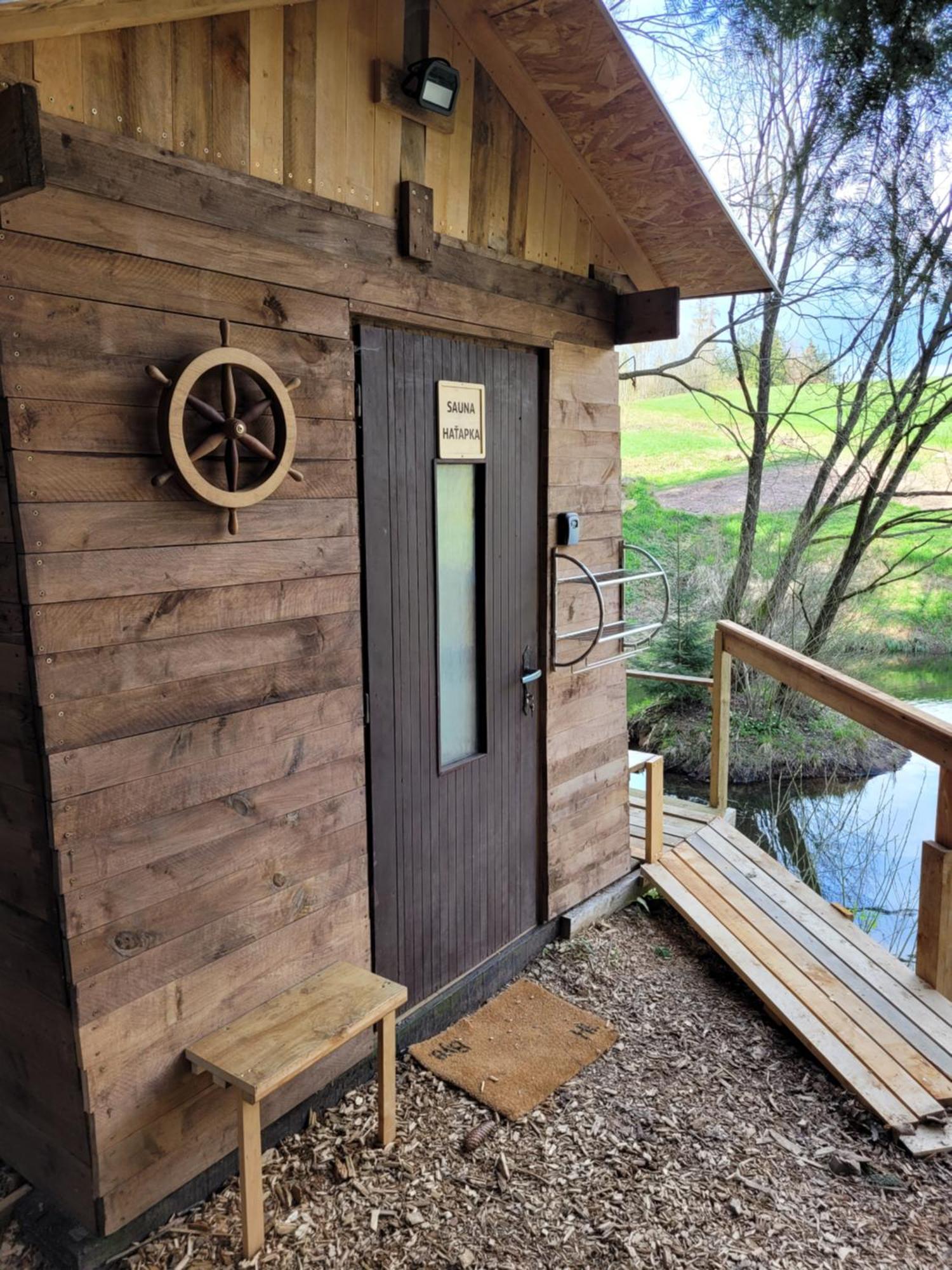 Srub na svahu sjezdovky v Radvanicích Radvanice (Hradec Kralove) Exterior foto